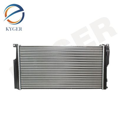 Купить Радиатор с высокоэффективным двигателем 17117618807 для BMW F30 Производство в сети