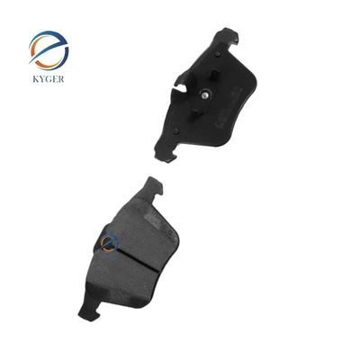 Купить C2D60654 Auto Ceramic Front Brake Pad 02C2Z14096 02C2C40926 C2C27291 C2C36974 C2Z14096 for Jaguar F-TYPE Производство в сети