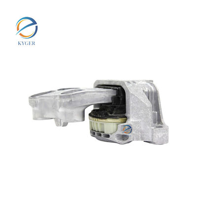 Купить 2462400617 Высококачественная автомобильная запчасть Левая резиновая опора двигателя 246 240 06 17 для Mercedes Benz W176 Производство в сети